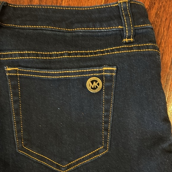 Michael Kors women’s short bundle - Picture 4 of 9